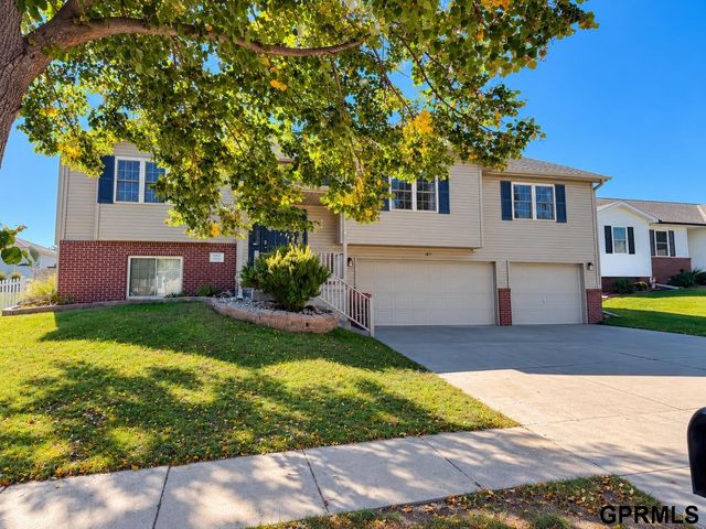 1871 Kennedy Drive, Lincoln, NE 68521