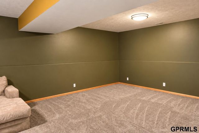 1871 Kennedy Drive, Lincoln, NE 68521