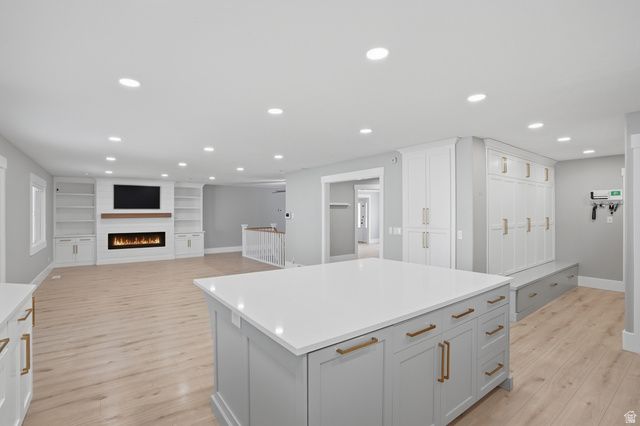964 W CHESTERBROOK CV, Murray, UT 84123