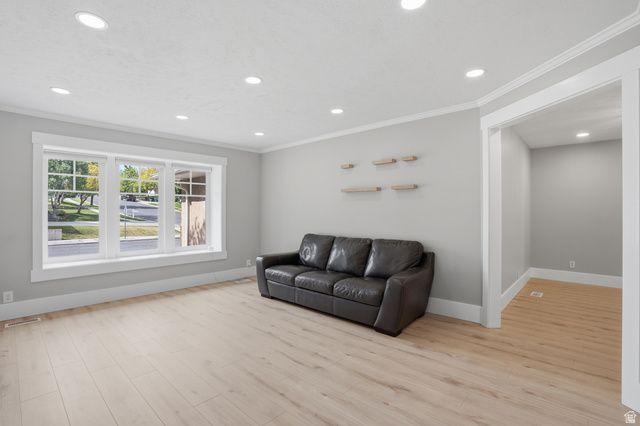 964 W CHESTERBROOK CV, Murray, UT 84123