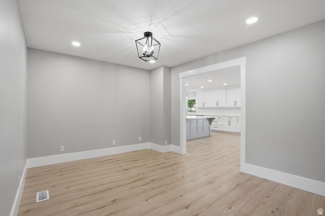 964 W CHESTERBROOK CV, Murray, UT 84123