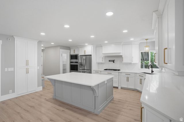 964 W CHESTERBROOK CV, Murray, UT 84123