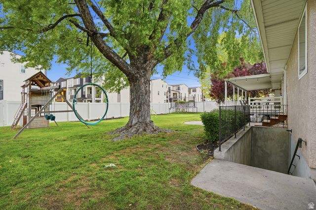 964 W CHESTERBROOK CV, Murray, UT 84123