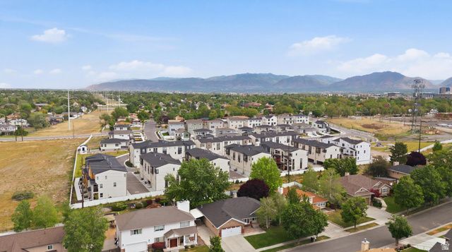 964 W CHESTERBROOK CV, Murray, UT 84123