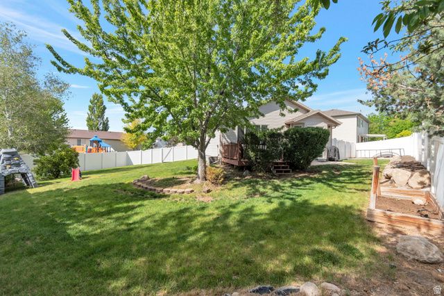 6607 S CEDAR HILL CT, West Jordan, UT 84084