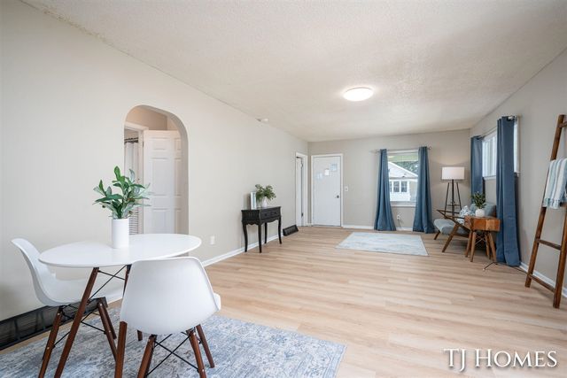 926 Emerson Avenue, Muskegon, MI 49442