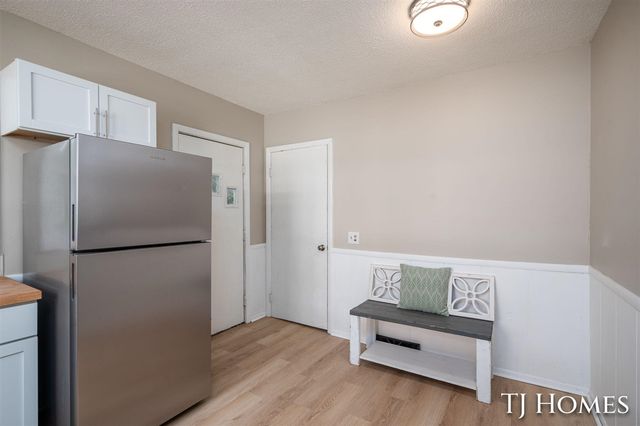 926 Emerson Avenue, Muskegon, MI 49442