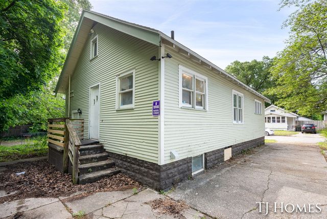 926 Emerson Avenue, Muskegon, MI 49442