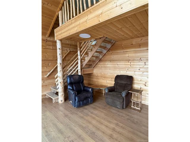 1049 Spencer Mountain Rd, Bellvue, CO 80512