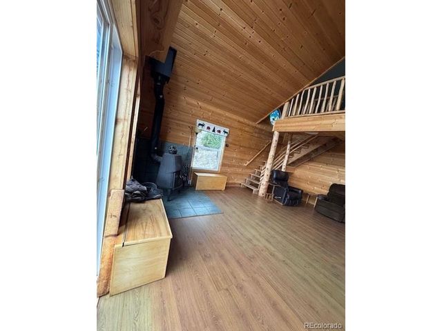 1049 Spencer Mountain Rd, Bellvue, CO 80512
