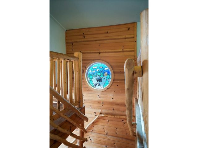 1049 Spencer Mountain Rd, Bellvue, CO 80512