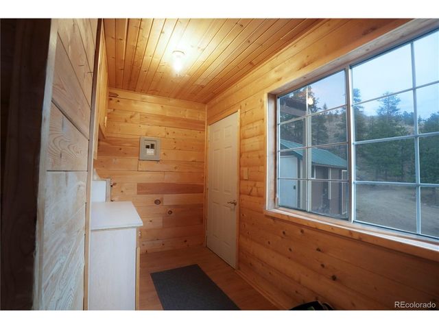 1049 Spencer Mountain Rd, Bellvue, CO 80512