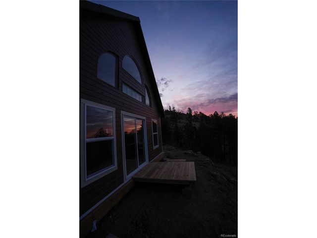 1049 Spencer Mountain Rd, Bellvue, CO 80512