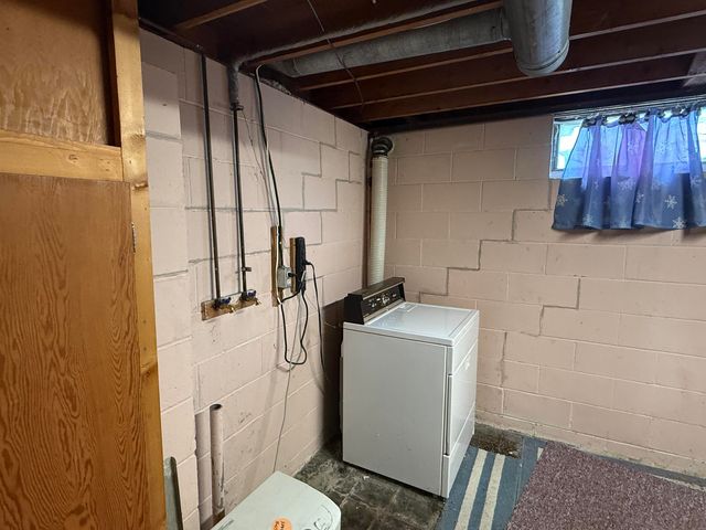 835 Dena St., Waterloo, IA 50702