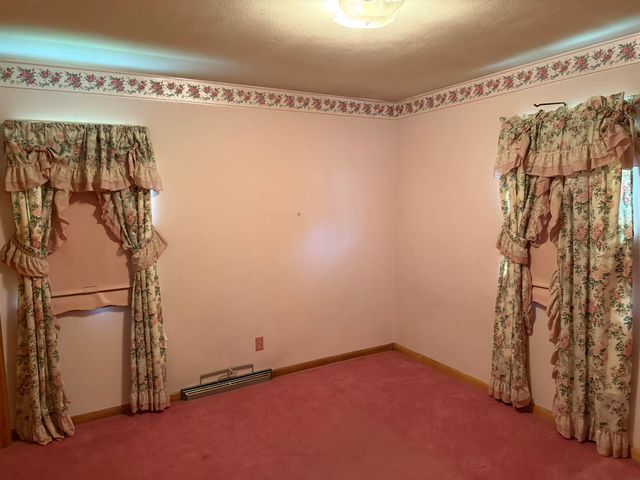 835 Dena St., Waterloo, IA 50702