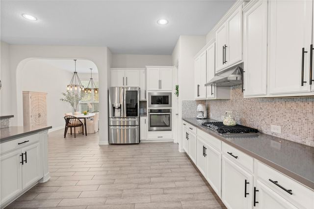 5827 Majestic Harbor Lane, Houston, TX 77365