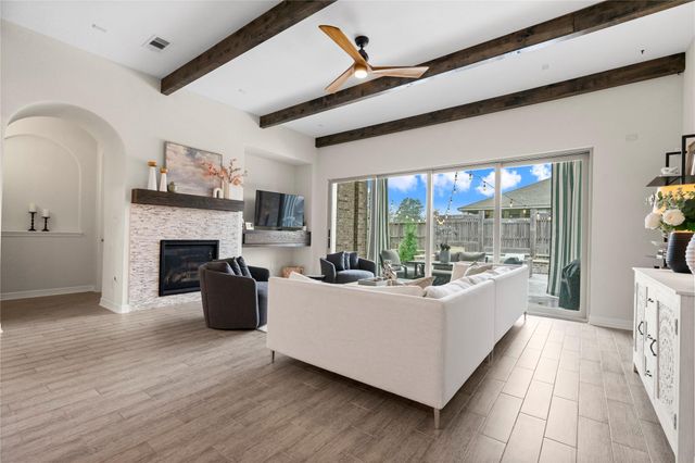 5827 Majestic Harbor Lane, Houston, TX 77365