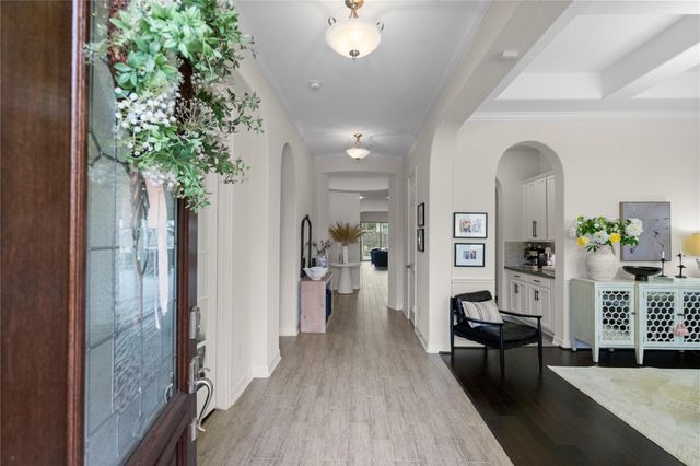 5827 Majestic Harbor Lane, Houston, TX 77365