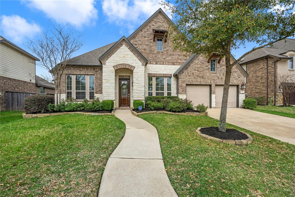 5827 Majestic Harbor Lane, Houston, TX 77365