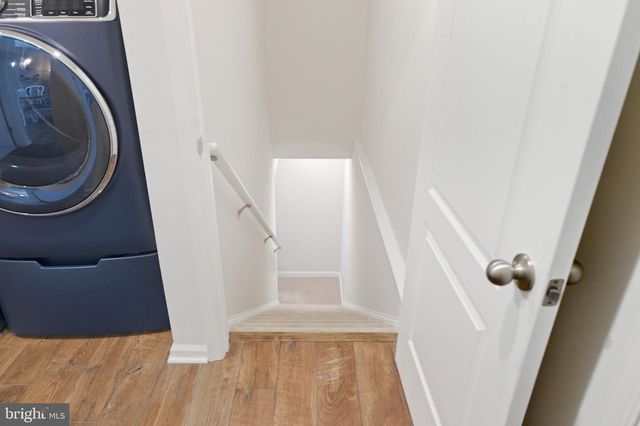 213 CHESTERFIELD DR, Falling Waters, WV 25419