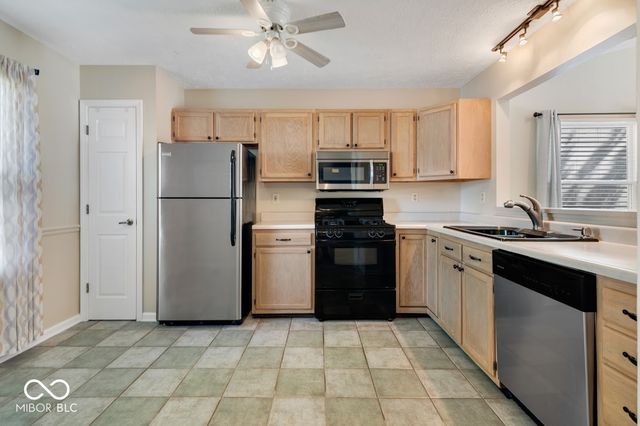 1541 Parkthorne Drive, Indianapolis, IN 46229