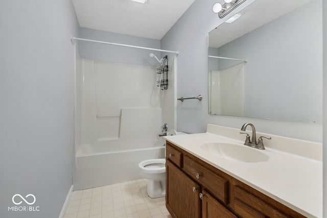 1541 Parkthorne Drive, Indianapolis, IN 46229