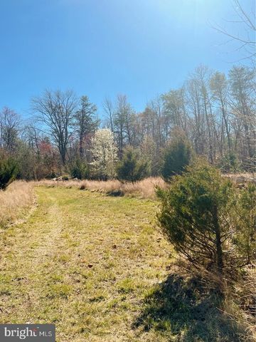 2675 LAUREL BRANCH DR, Waldorf, MD 20603