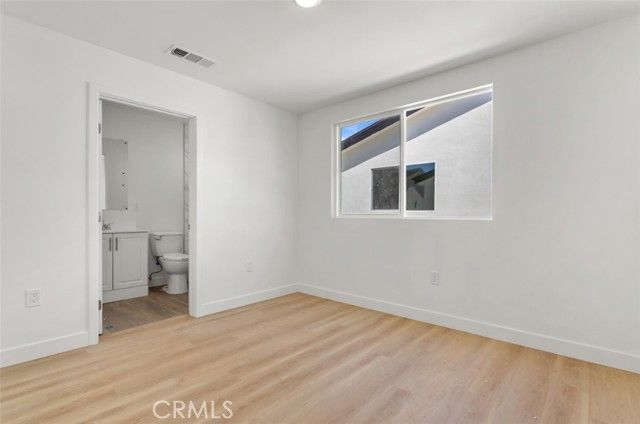 707 W 80th, Los Angeles, CA 90044