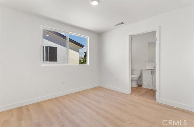 707 W 80th, Los Angeles, CA 90044
