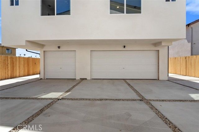 707 W 80th, Los Angeles, CA 90044