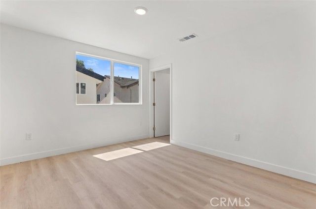 707 W 80th, Los Angeles, CA 90044