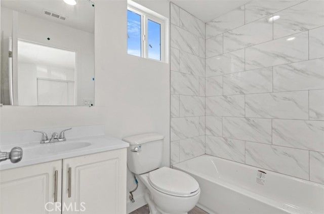 707 W 80th, Los Angeles, CA 90044