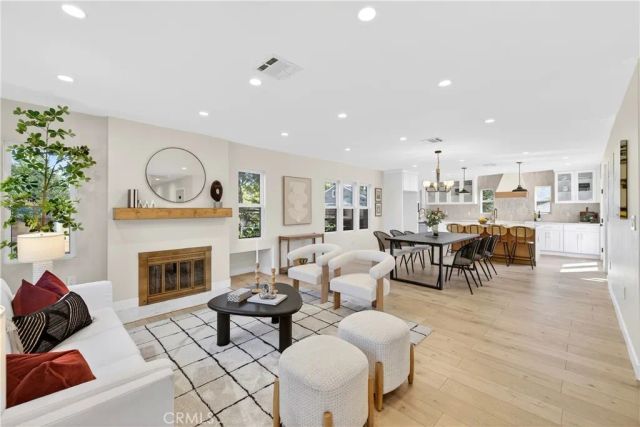 650 Marylind, Claremont, CA 91711