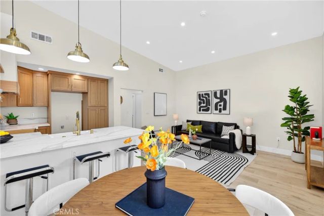 650 Marylind, Claremont, CA 91711