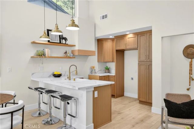 650 Marylind, Claremont, CA 91711