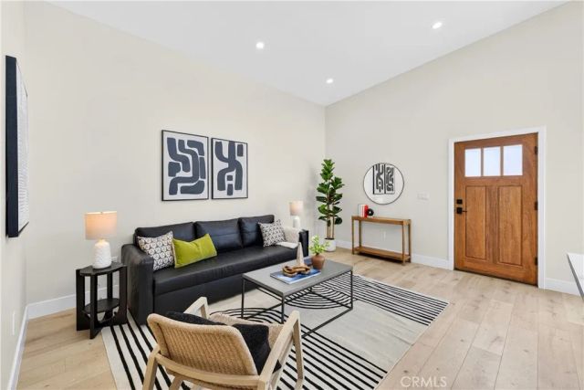 650 Marylind, Claremont, CA 91711