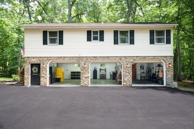146 RAZOR STRAP RD, North East, MD 21901