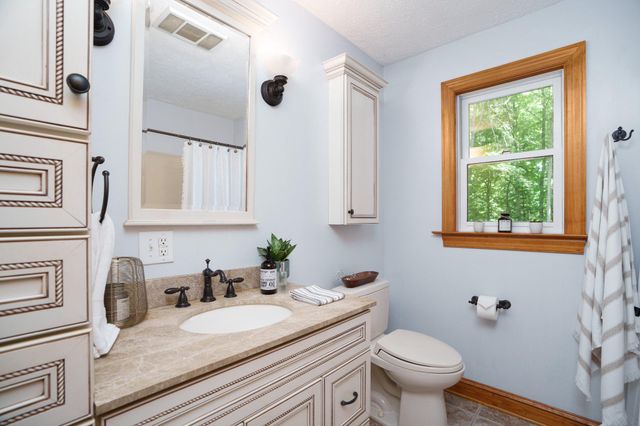 146 RAZOR STRAP RD, North East, MD 21901