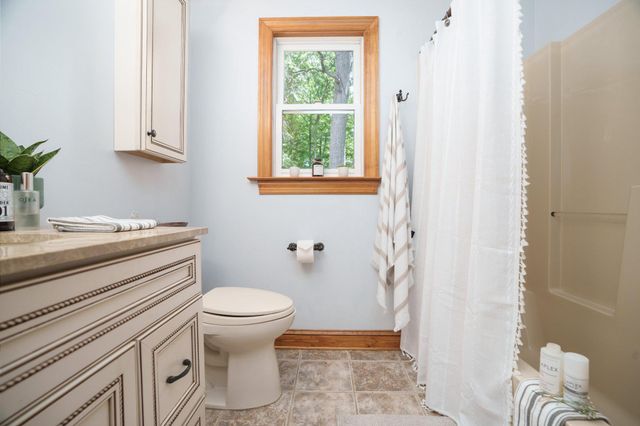 146 RAZOR STRAP RD, North East, MD 21901
