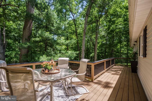 146 RAZOR STRAP RD, North East, MD 21901