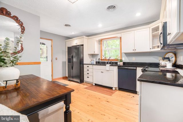 146 RAZOR STRAP RD, North East, MD 21901