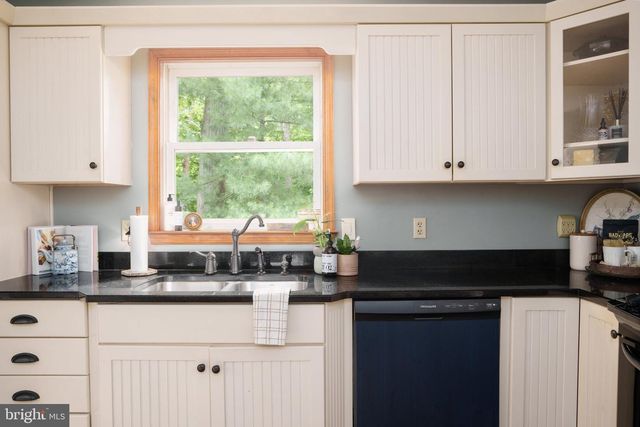 146 RAZOR STRAP RD, North East, MD 21901