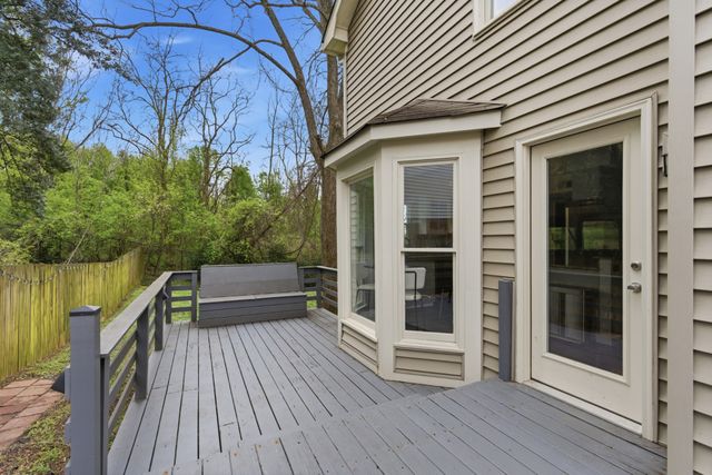 520 Fairhaven Ct, Nashville, TN 37211