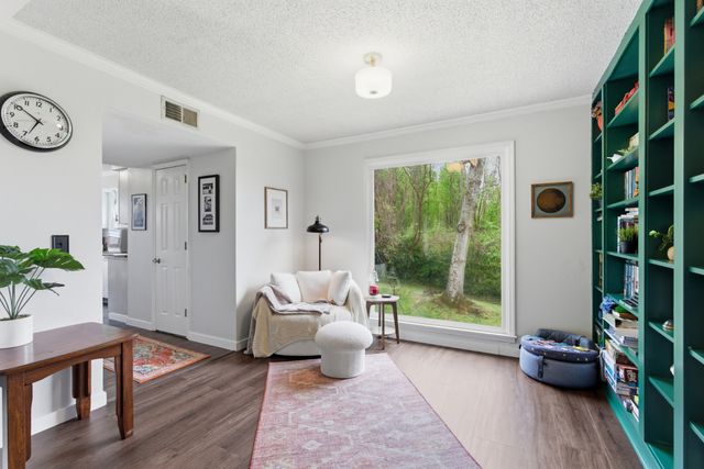 520 Fairhaven Ct, Nashville, TN 37211