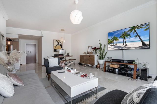 31 SE 5th St 3716, Miami, FL 33131