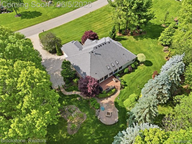 9523 Quail Ridge Run, Brighton Township, MI 48114