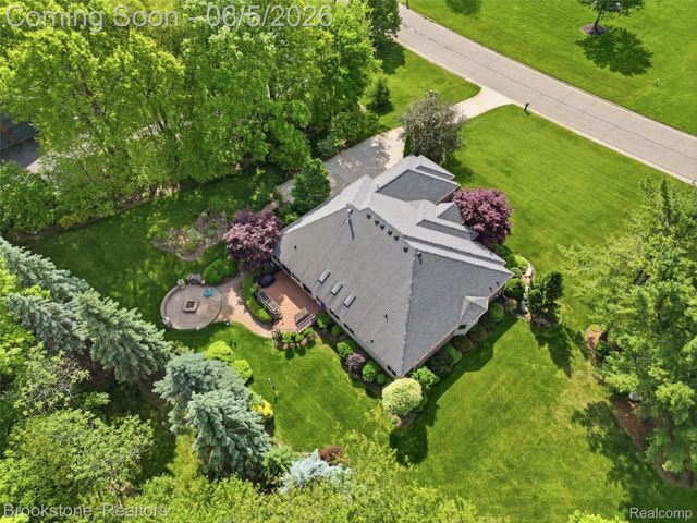 9523 Quail Ridge Run, Brighton Township, MI 48114