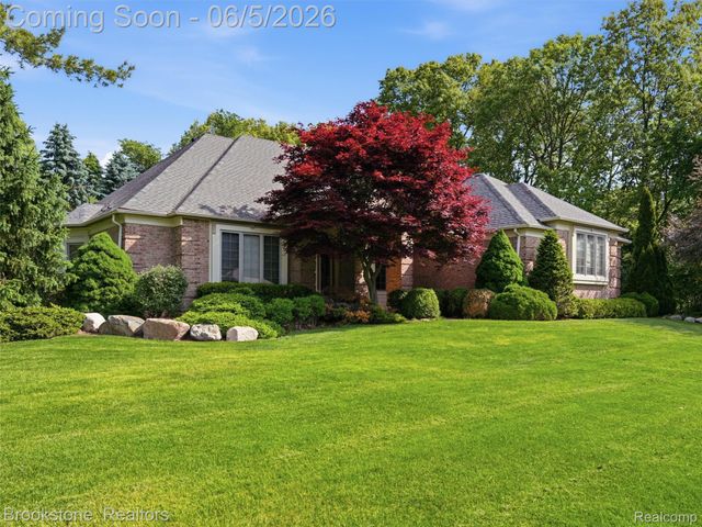 9523 Quail Ridge Run, Brighton Township, MI 48114
