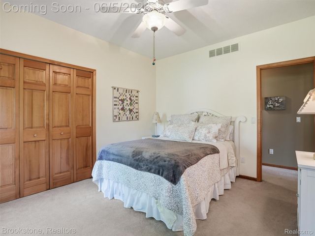 9523 Quail Ridge Run, Brighton Township, MI 48114