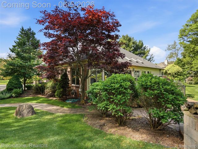 9523 Quail Ridge Run, Brighton Township, MI 48114